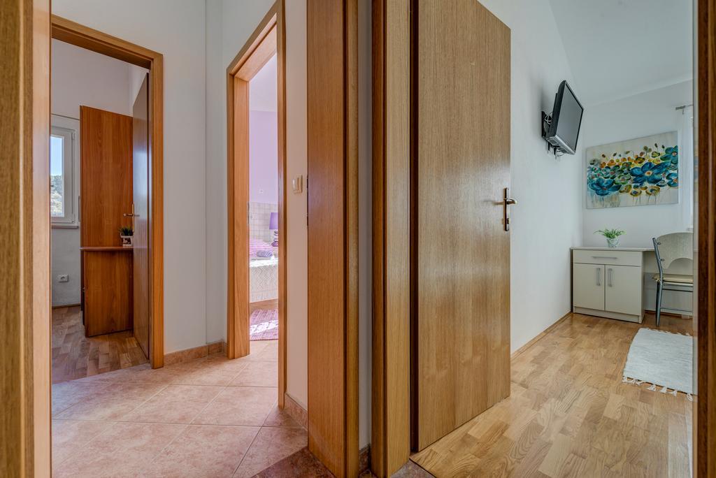 סביד Holiday Home Mirna Vala מראה חיצוני תמונה